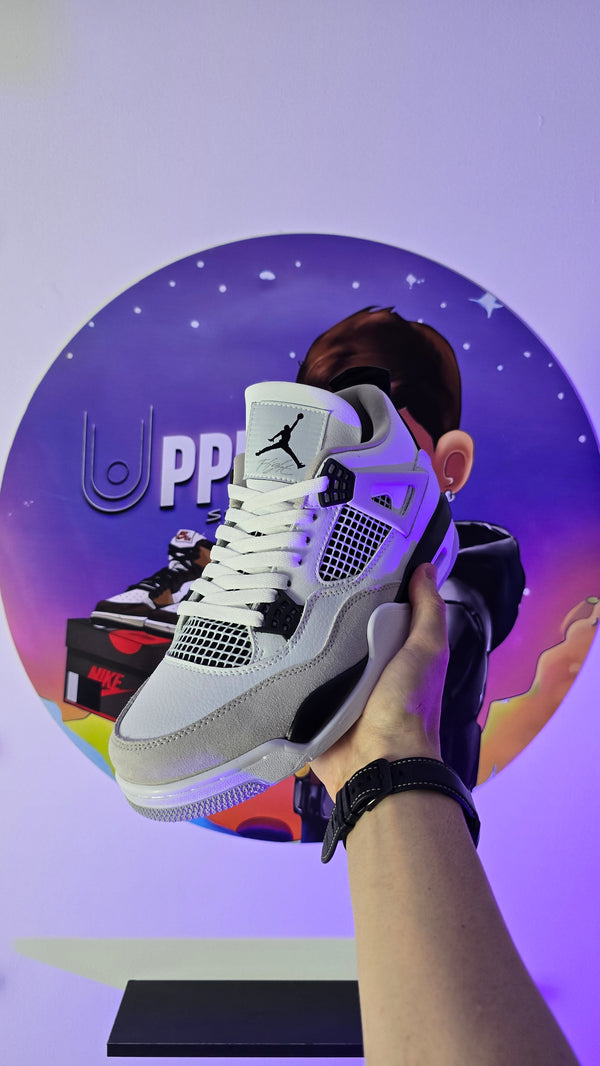 Air Jordan 4 Military Black (PRONTA ENTREGA)