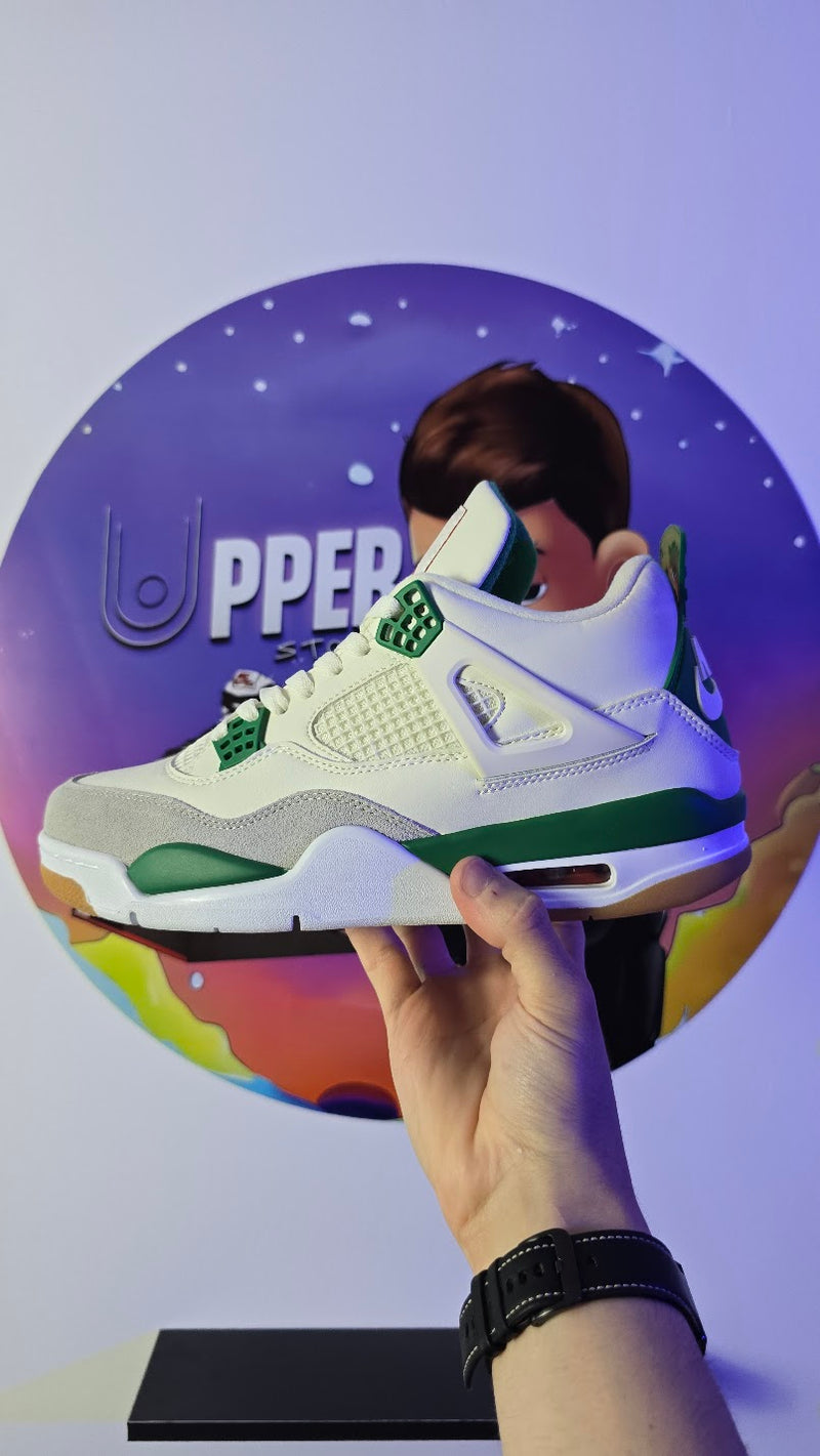 Nike Air Jordan 4 Retro SB "Pine Green" (PRONTA ENTREGA)