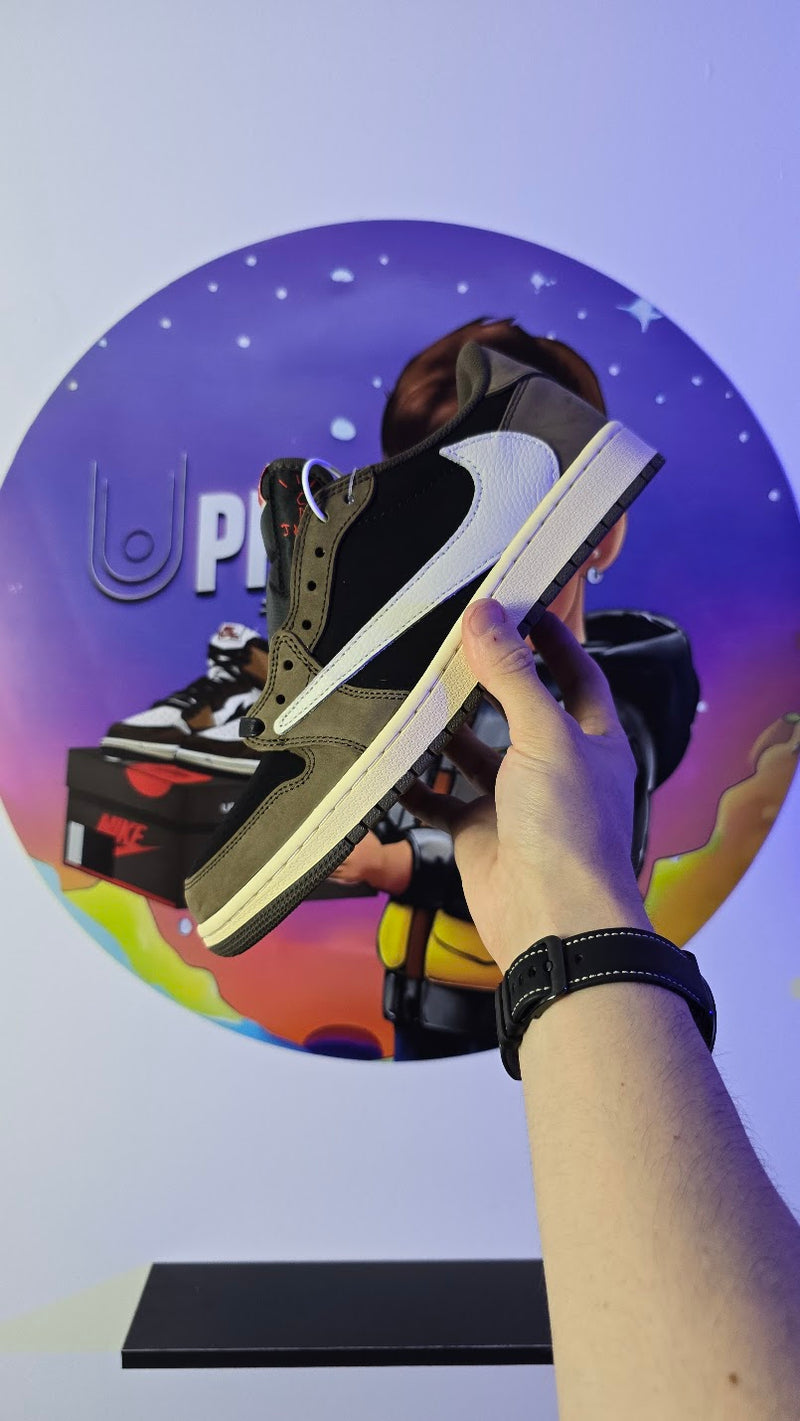 Nike Air Jordan 1 Low x Travis Scott "Mocha" (PRONTA ENTREGA)