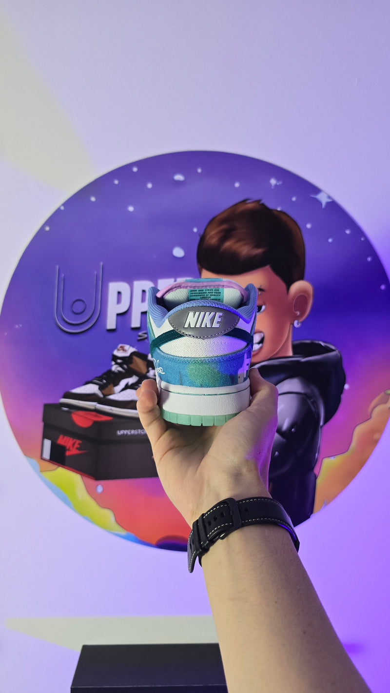 Dunk Low Sb X Futura Laboratories - White And Geode Teal (PRONTA ENTREGA)