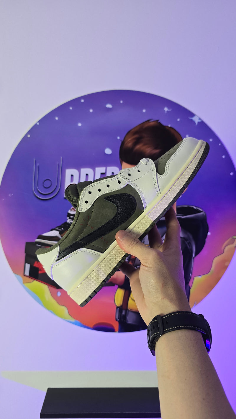 Tênis Air Jordan 1 Low Og Sp x Travis Scott Medium Olive Verde (PRONTA ENTREGA)
