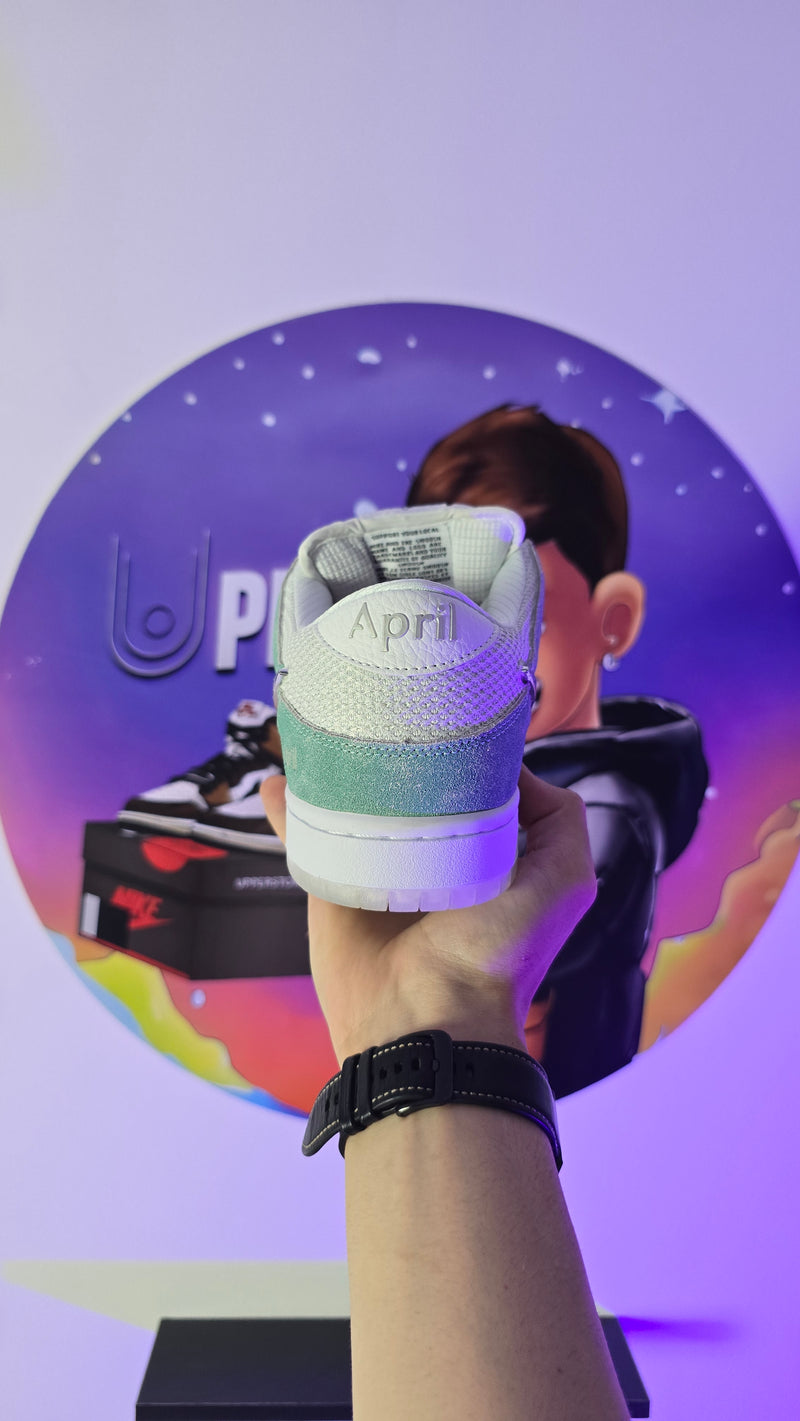 Nike SB x April Skateboards Dunk Low Pro (PRONTA ENTREGA)