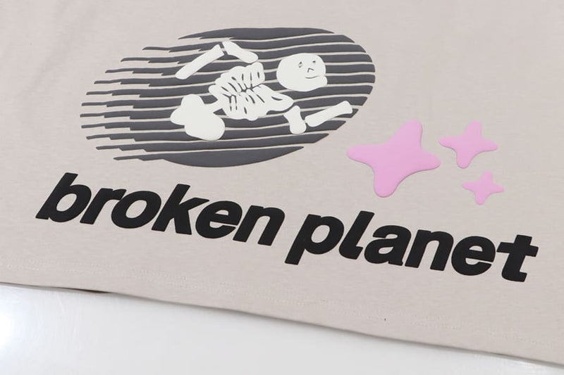 Camiseta Broken Planet Cosmic Speed