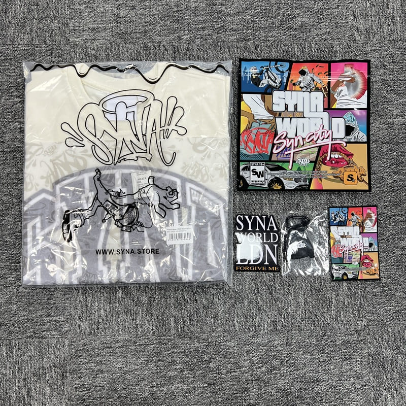 Camiseta Syna World College