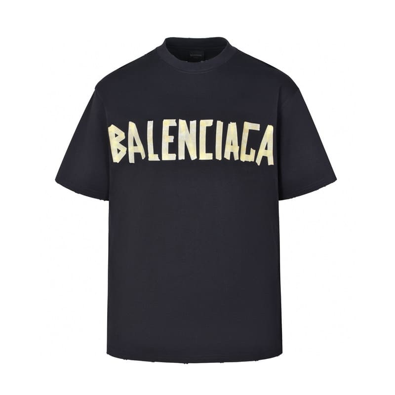 Camiseta Balenciaga Tape Type Preta